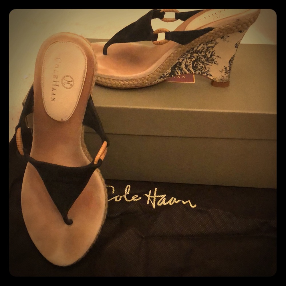 Cole haan wedge toile and suede  size 6.5